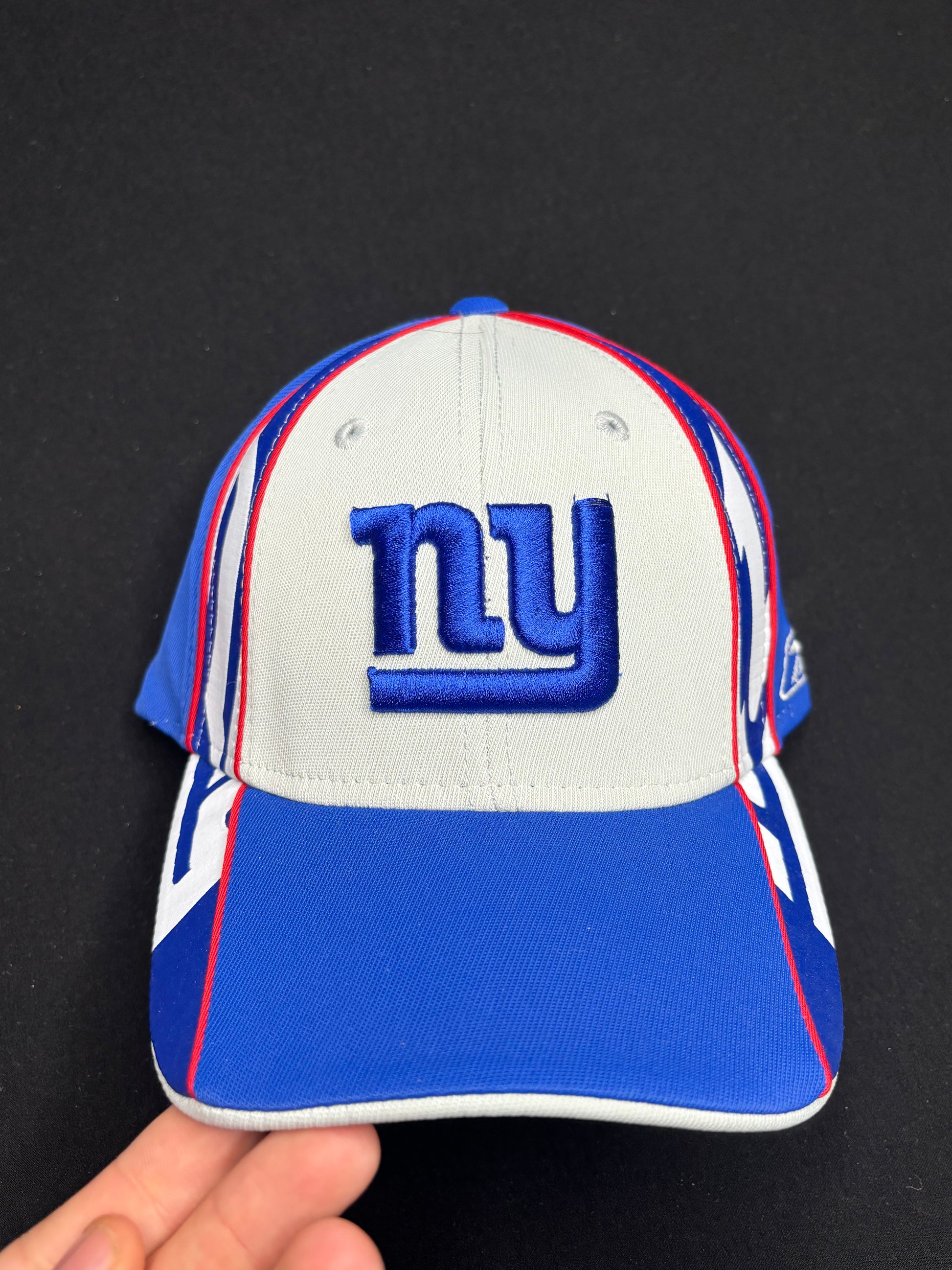 NWT New York Giants Reebok Flex Fit Hat