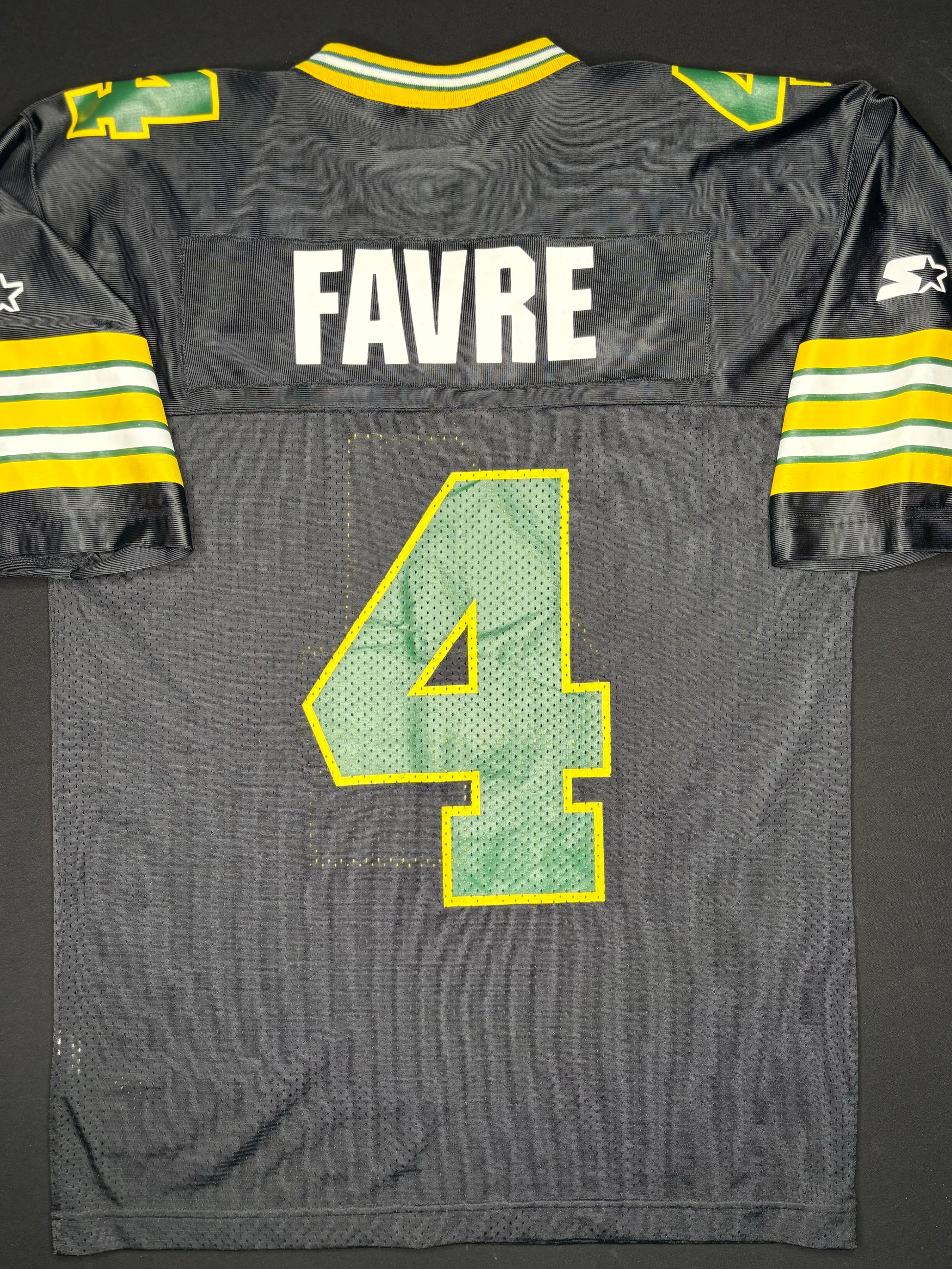 Vintage Green Bay Packers Brett Favre Alt Black Starter Football Jersey Size: 46