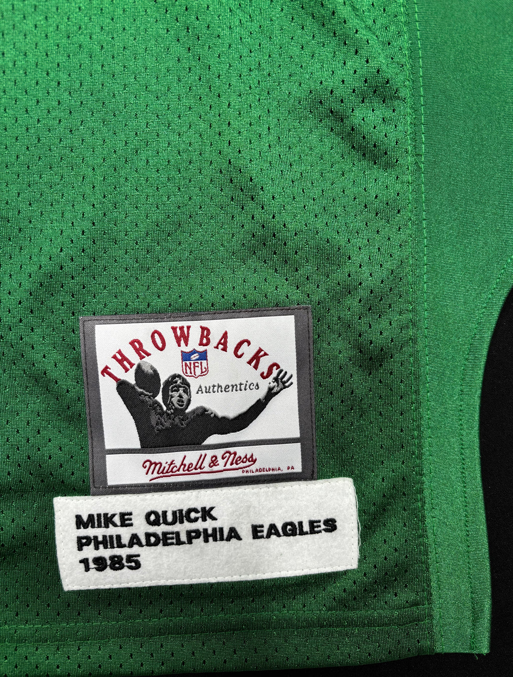 Philadelphia Eagles Mike Quick 85’ Mitchell & Ness Authentic Football Jersey Size: 4XL