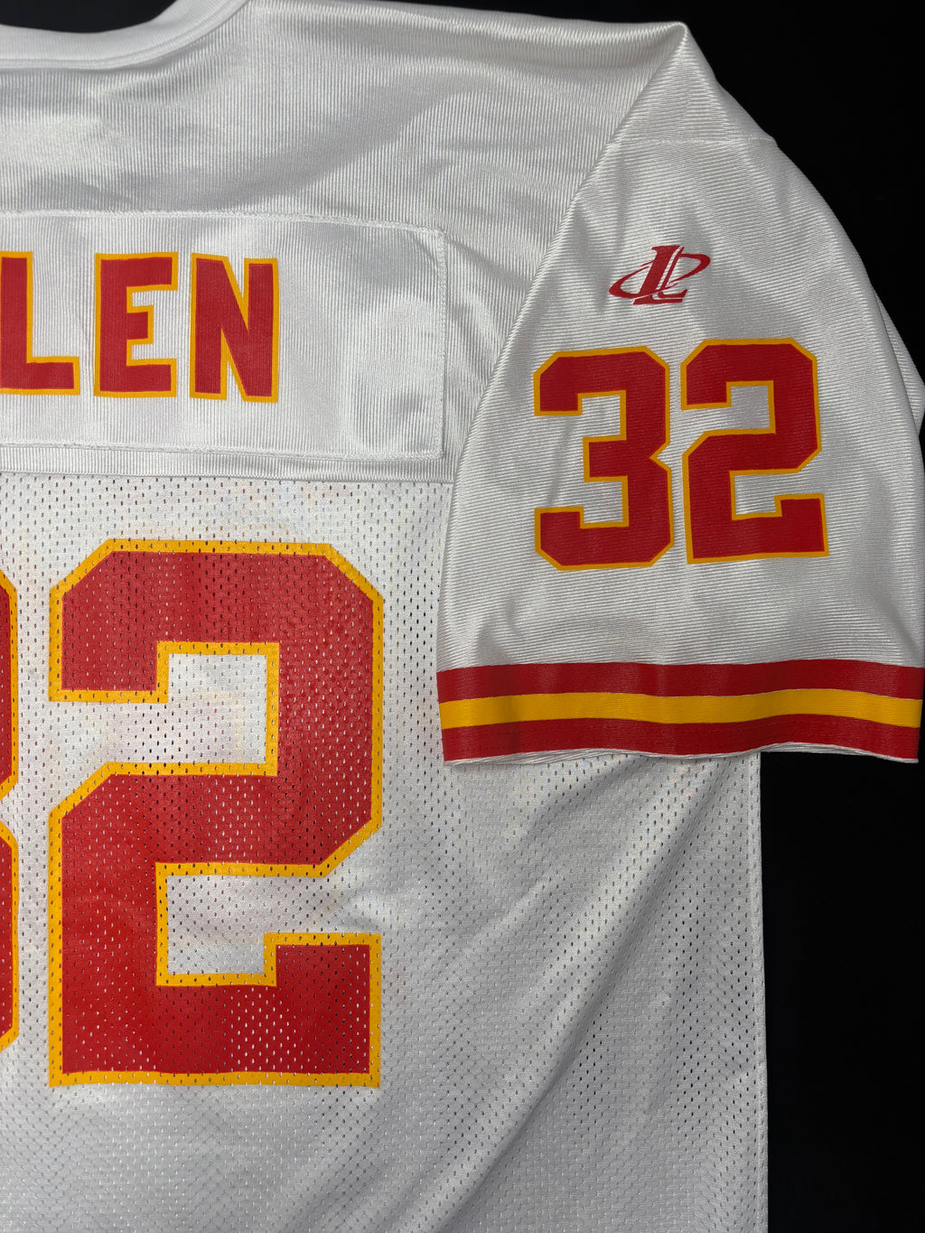 Kansas City Chiefs Marcus Allen Jersey Retirement Commemorative Logo Atheltic Football Jersey Size: XL