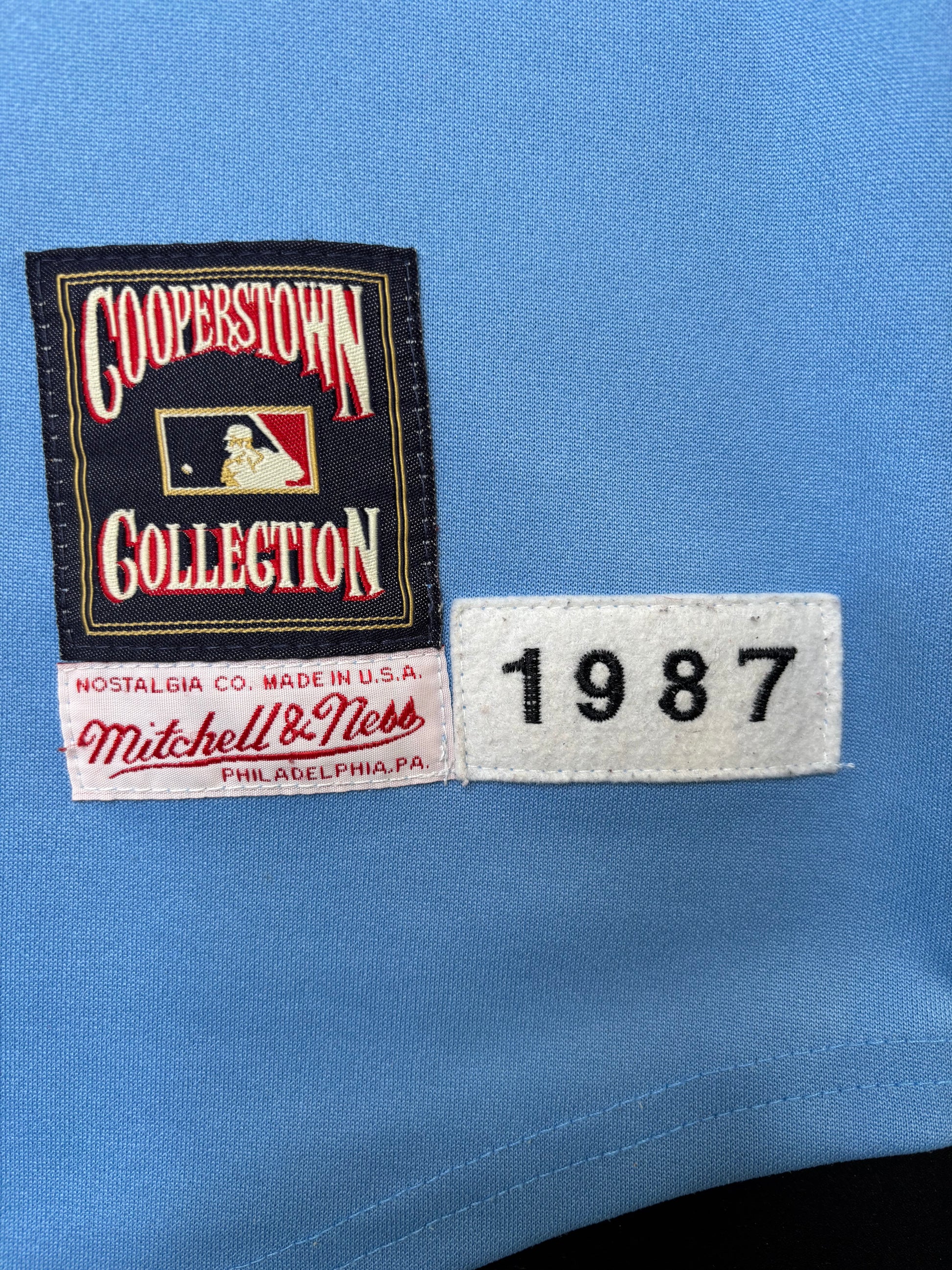 Toronto Blue Jays Cecil Fielder 87’ Mitchell & Ness Authentic Baseball Jersey Size: 60