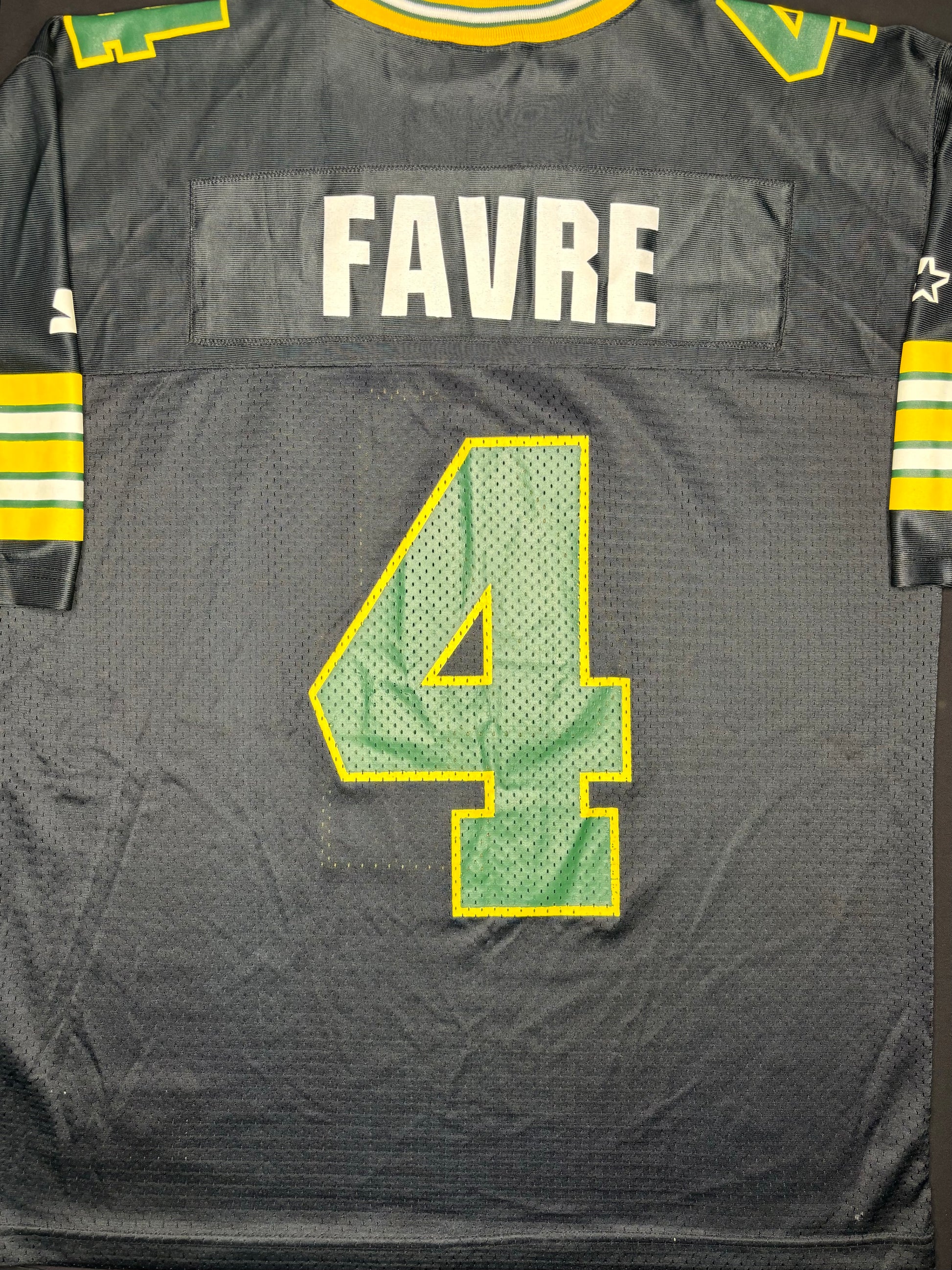 Vintage Green Bay Packers Brett Favre Alt Black Starter Football Jersey Size: 48