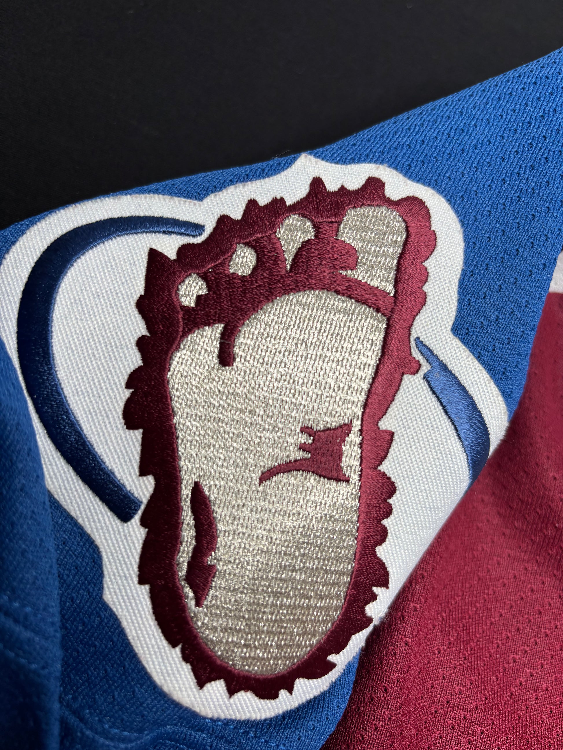 Vintage Colorado Avalanche Joe Sakic Koho Jersey Size: XXL