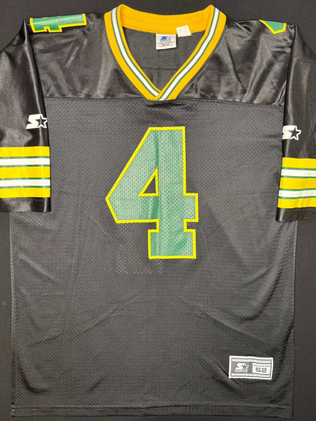 Vintage Green Bay Packers Brett Favre Alt Black Starter Football Jersey Size: 52