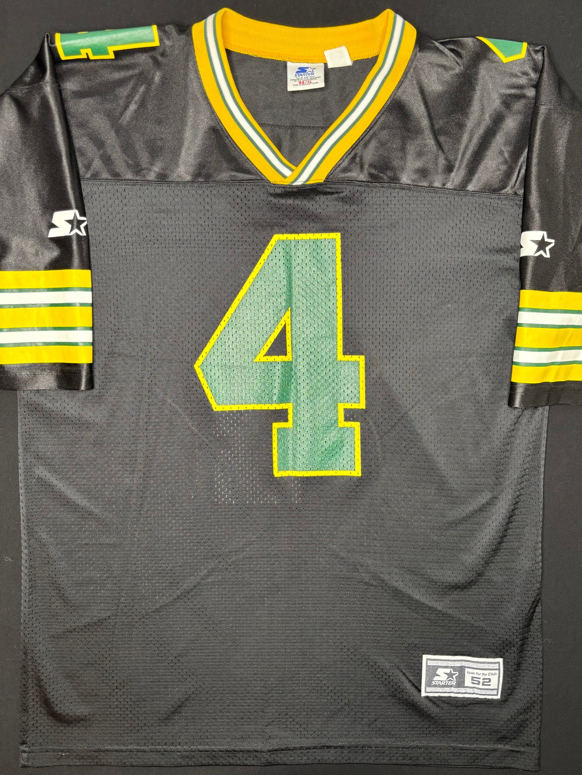 Vintage Green Bay Packers Brett Favre Alt Black Starter Football Jersey Size: 52