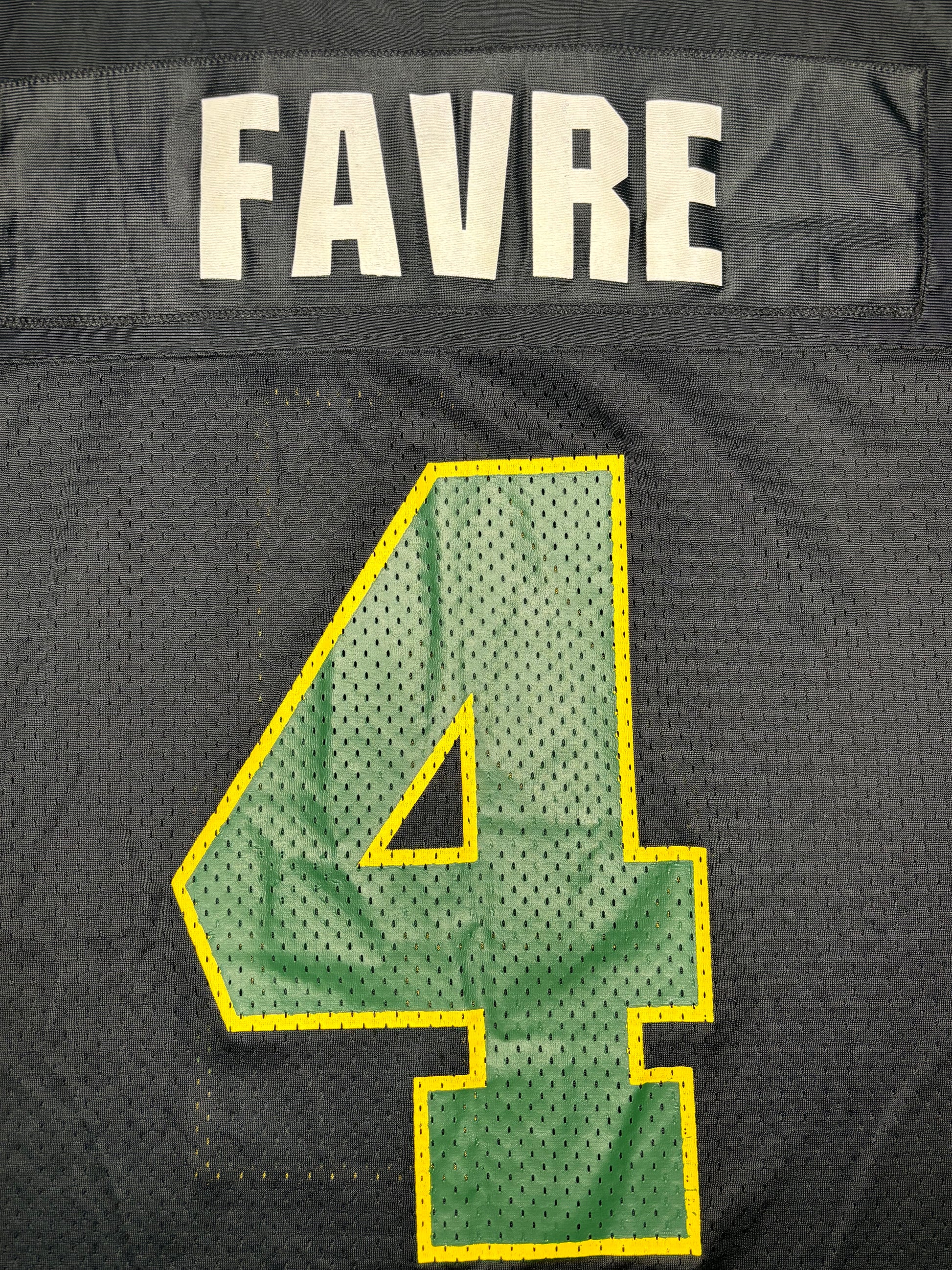 Vintage Green Bay Packers Brett Favre Alt Black Starter Football Jersey Size: 48
