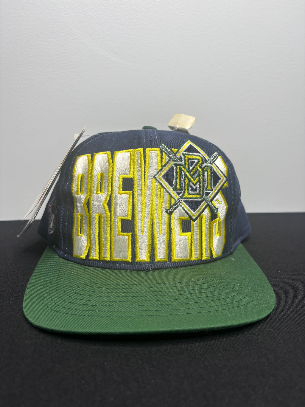 NWT Milwaukee Brewers Logo 7 SnapBack hat