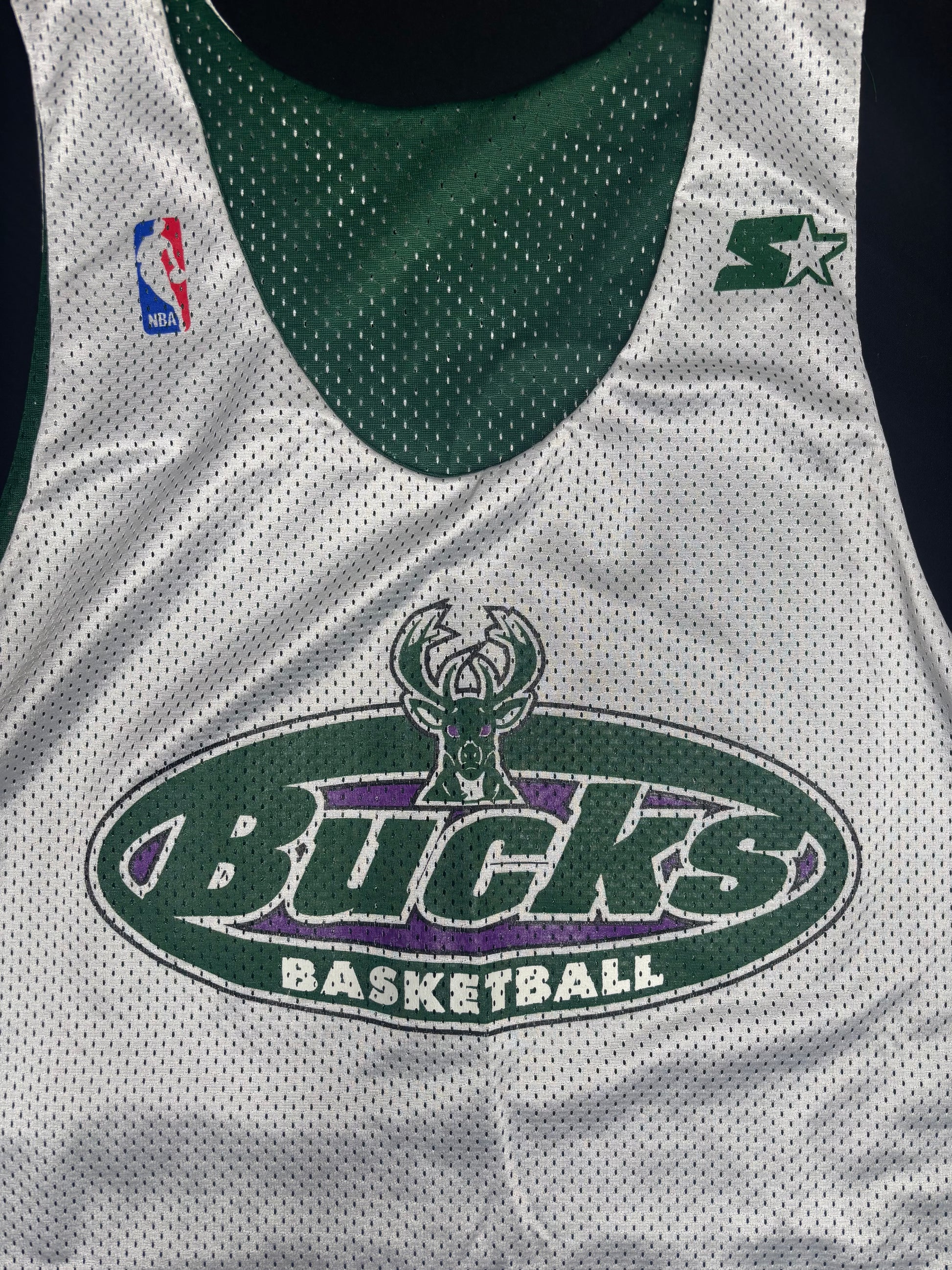 Vintage Milwaukee Bucks Reversible Team Issued Starter NBA Practice Jersey Size: XL