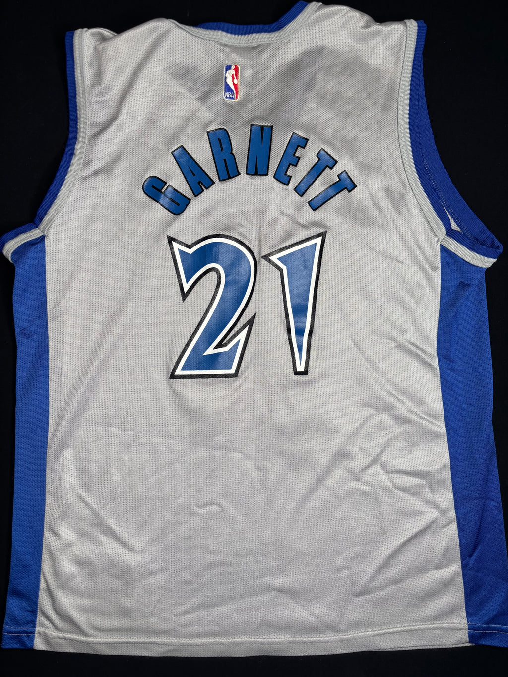 Vintage Minnesota Timberwolves Kevin Garnett Champion Basketball Jersey Size: 40