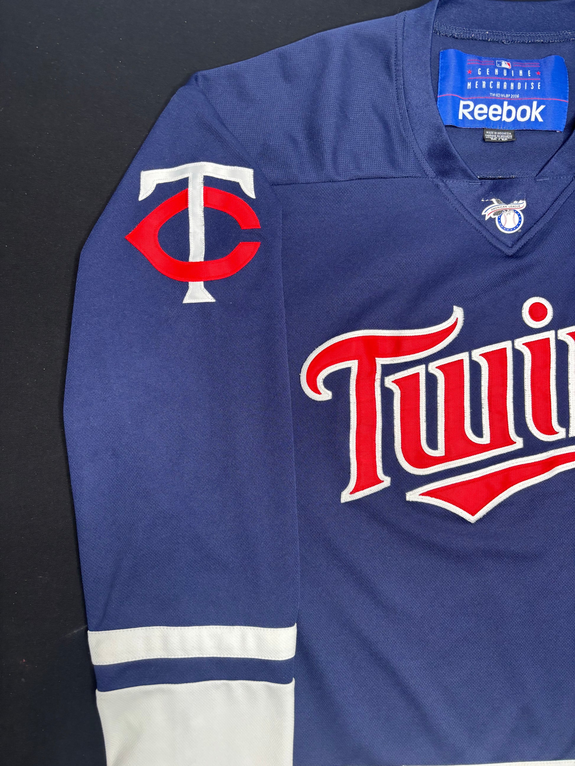 Minnesota Twins Reebok Hockey Jersey Size: Medium