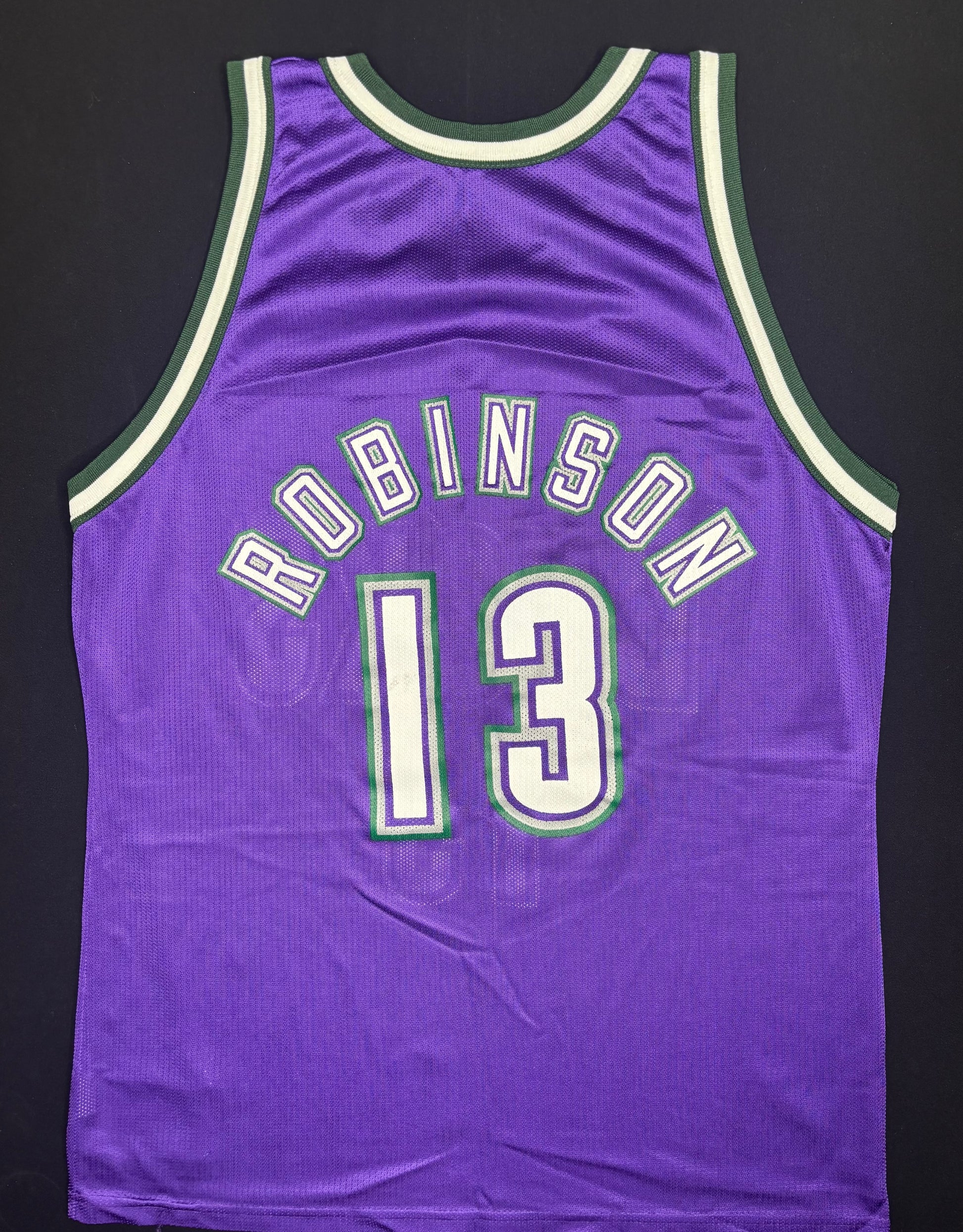 Vintage Milwaukee Bucks Glenn Robinson Champion Basketball Jersey Size: 44