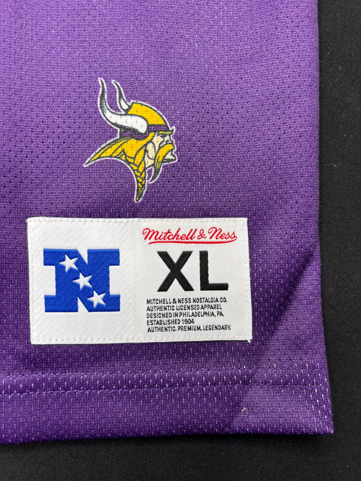 NWT Minnesota Vikings Randy Moss Mitchell & Ness Player Tank Size: XL