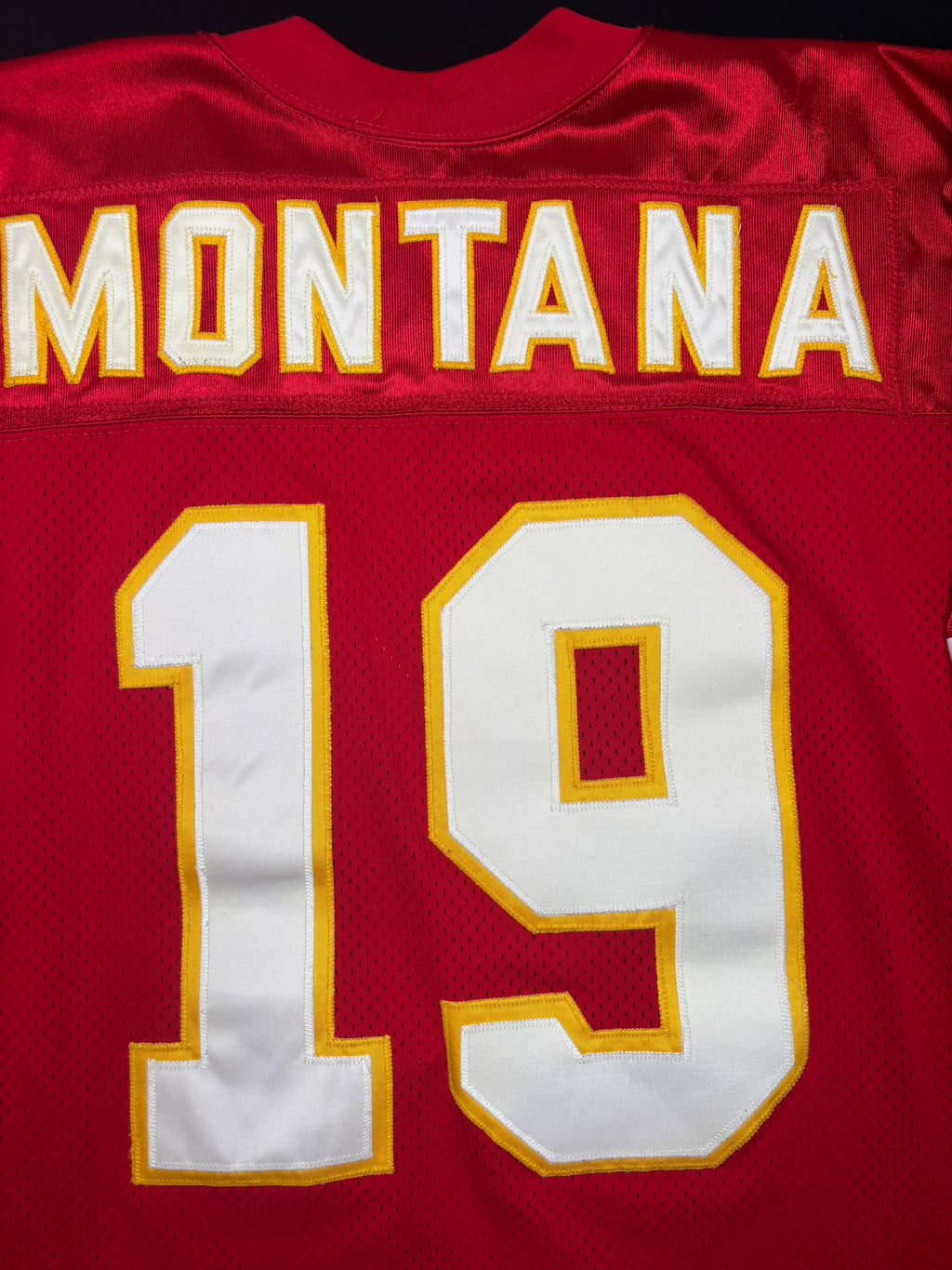 Kansas City Chiefs Joe Montana Wilson Pro Line Authentic W/ 35 Year Anniversary Patch Football Jersey Size: 48