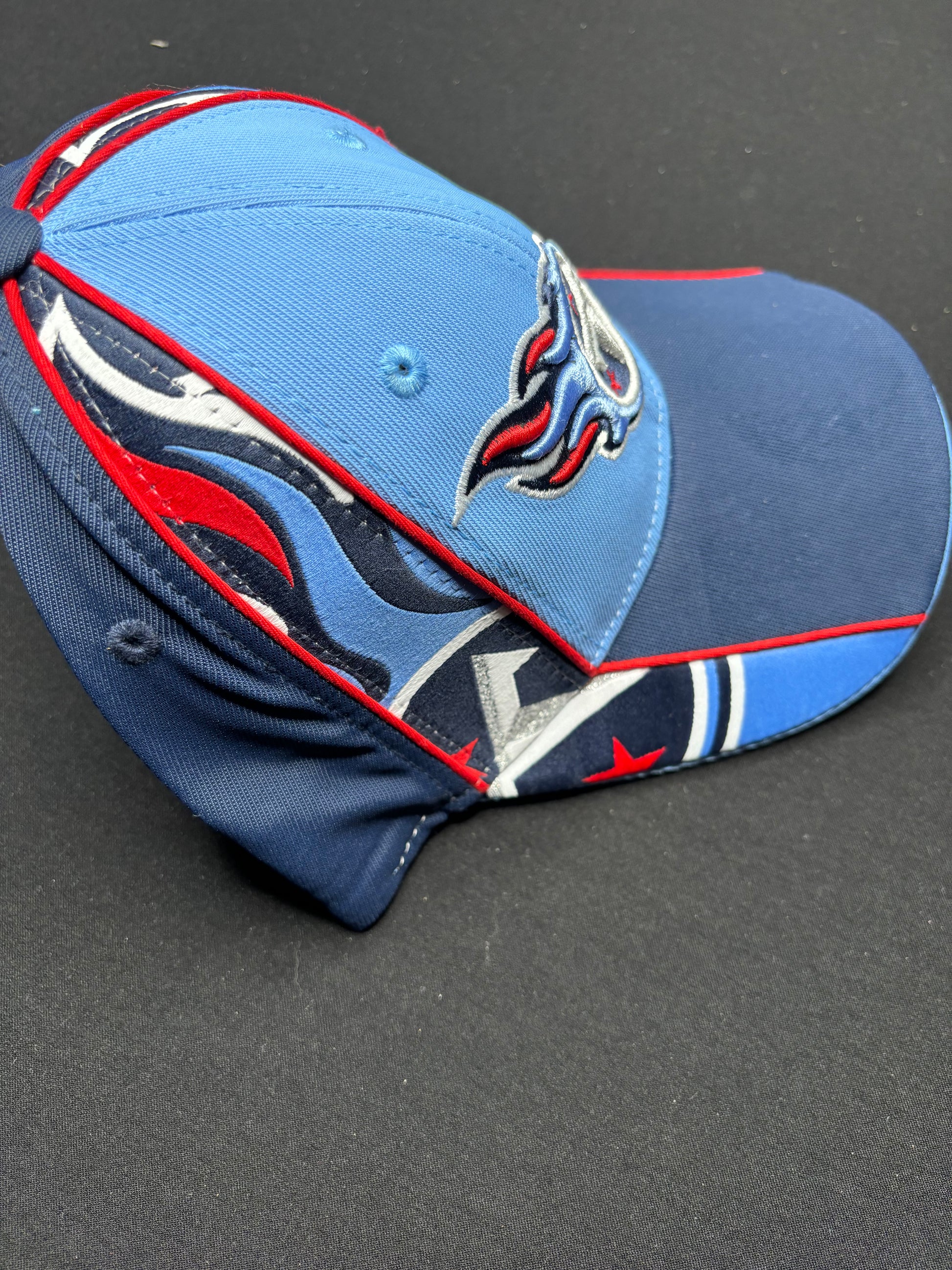 NWT Tennessee Titans Reebok Flex Fit