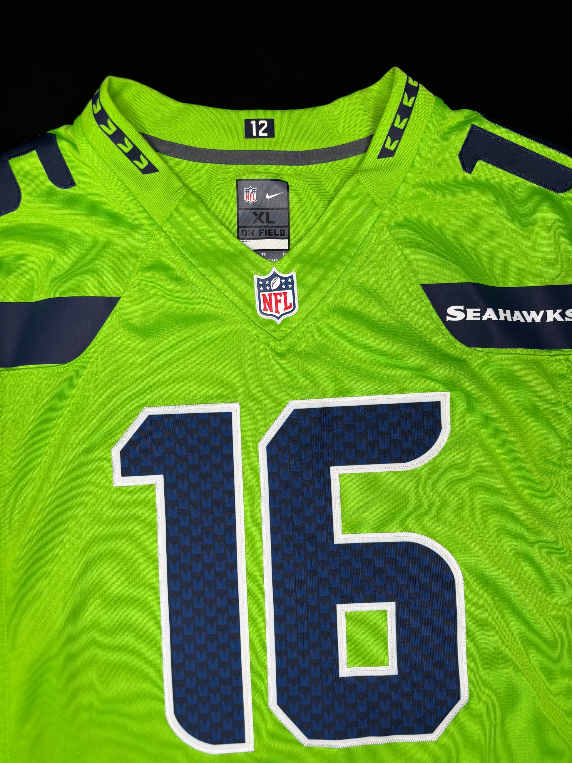 Seattle Seahawks Tyler Lockett Nike Elite Football Jersey Size: XL