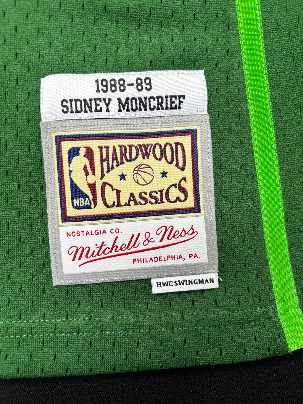 Milwaukee Bucks Sidney Moncrief Mitchell & Ness Basketball Jersey Size: XXL
