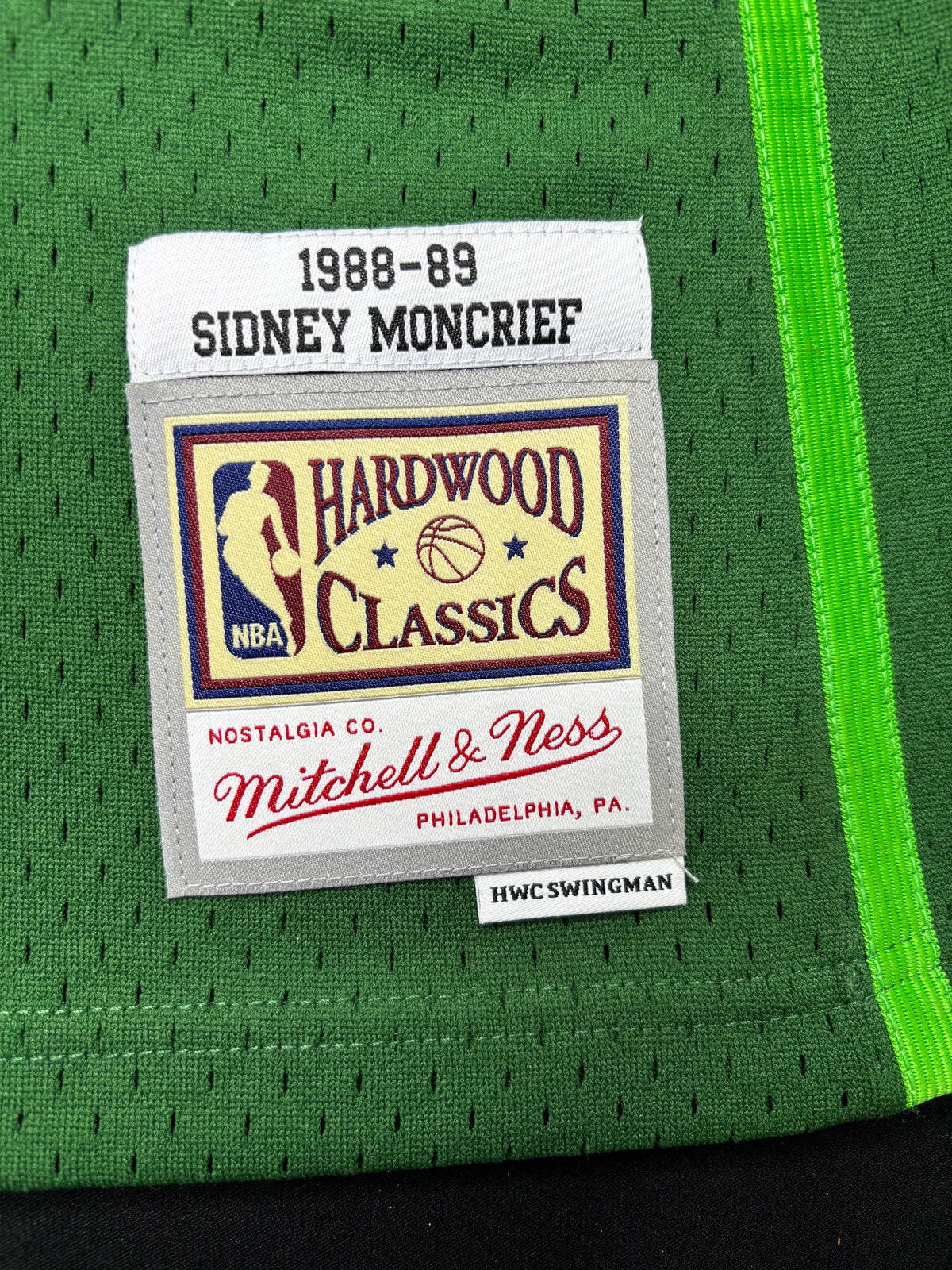 Milwaukee Bucks Sidney Moncrief Mitchell & Ness Basketball Jersey Size: XXL