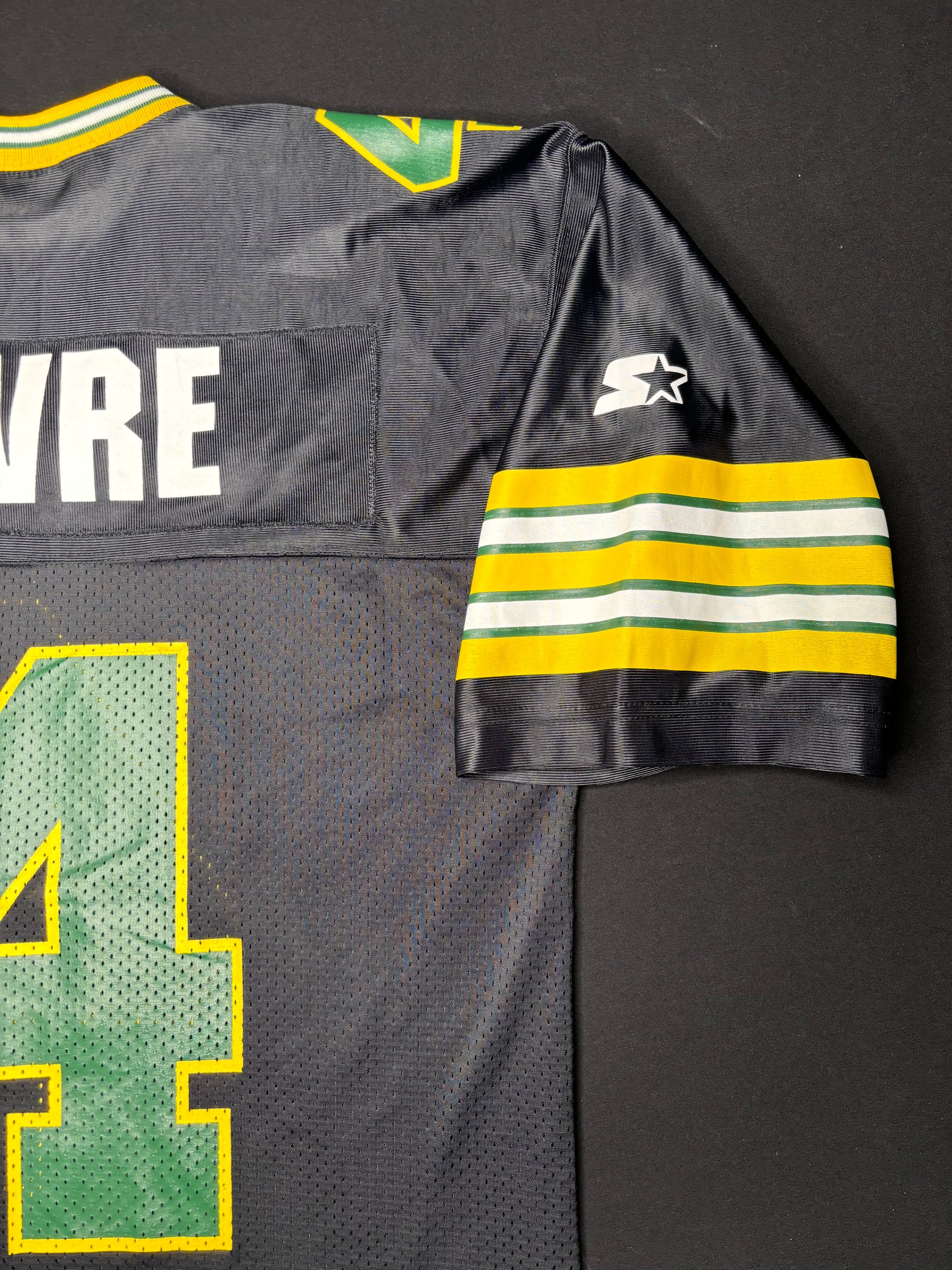 Vintage Green Bay Packers Brett Favre Alt Black Starter Football Jersey Size: 46