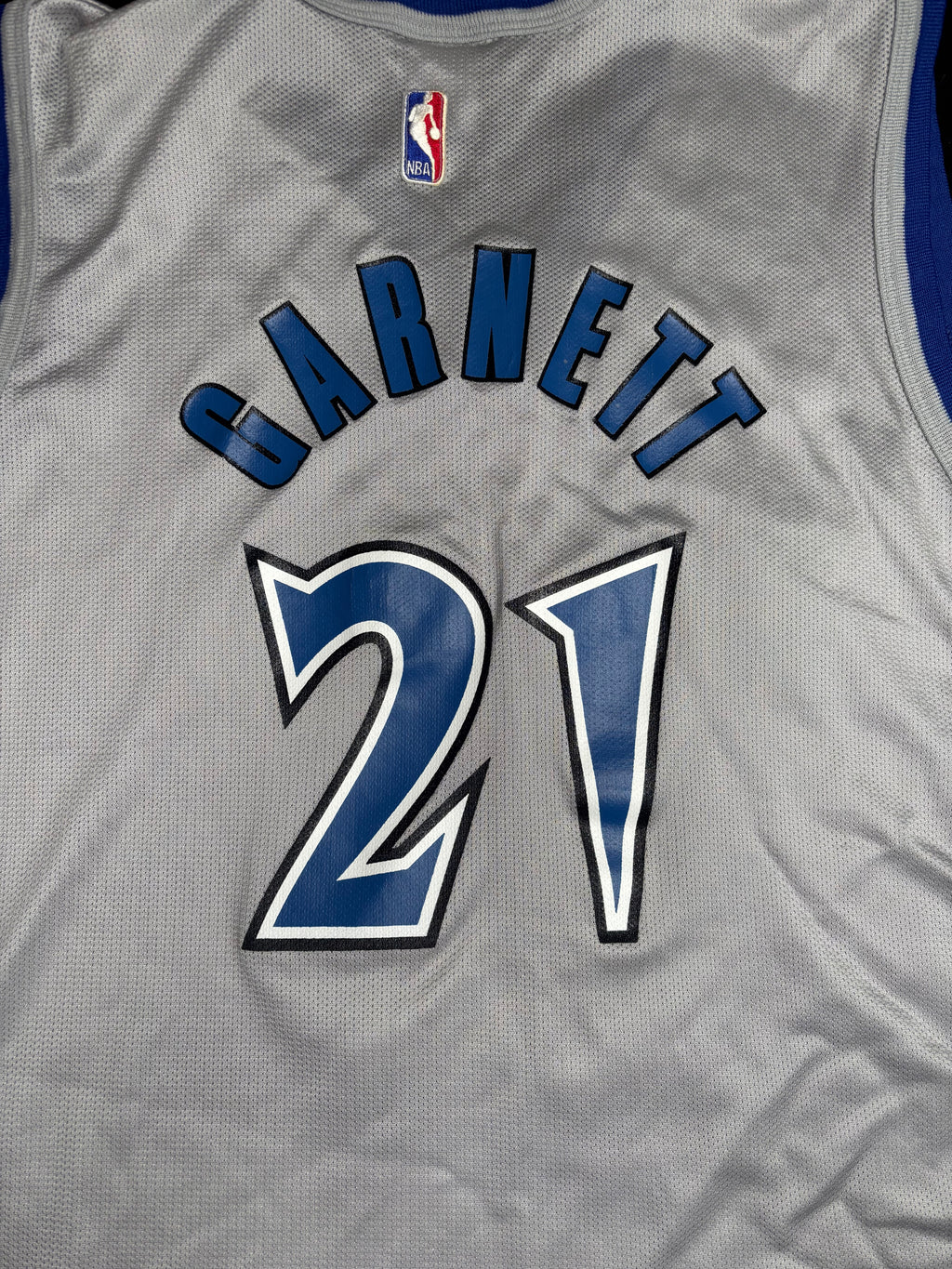 Vintage Minnesota Timberwolves Kevin Garnett Champion Basketball Jersey Size: 40