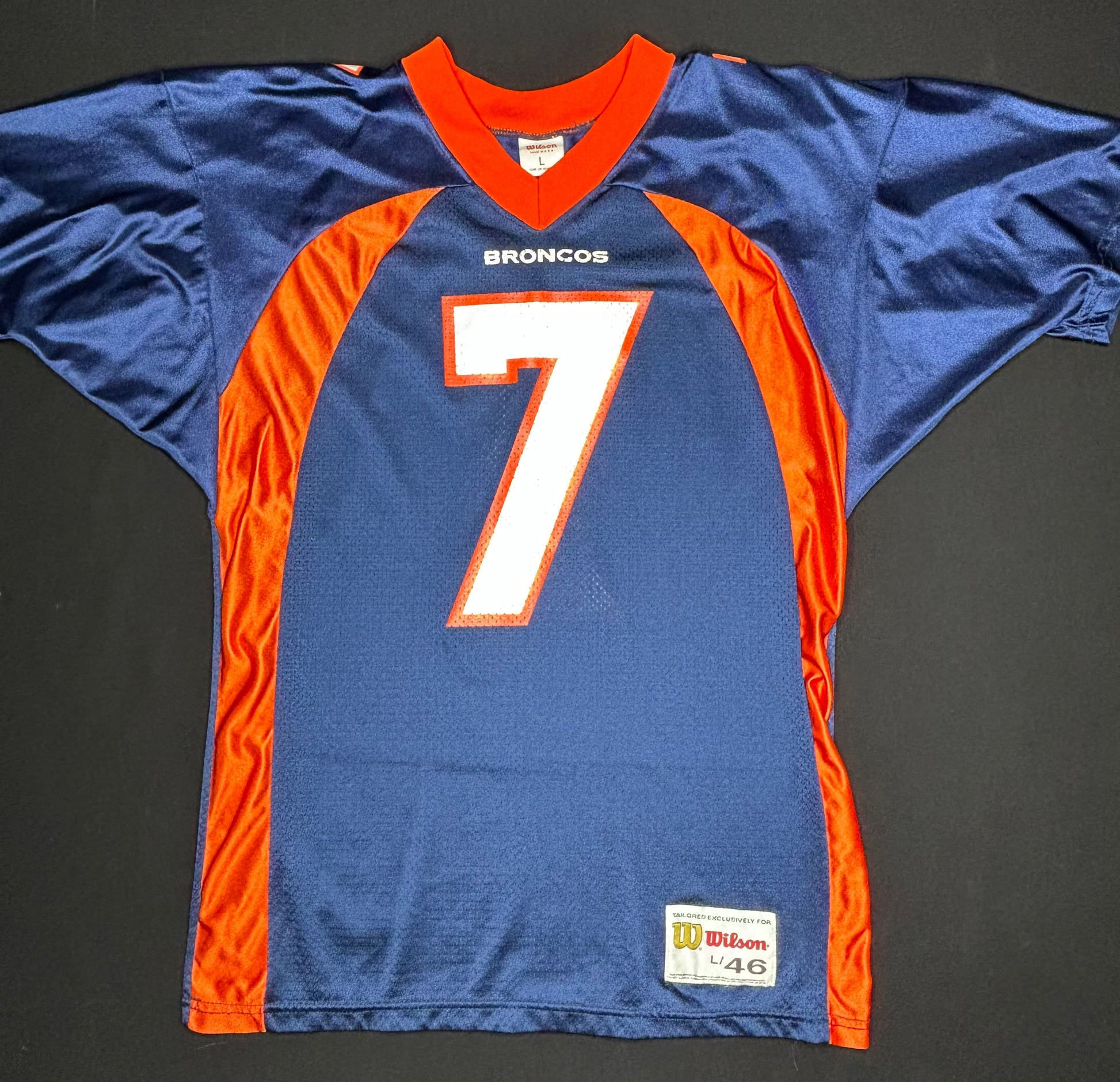 Vintage Denver Broncos John Elway Wilson Football Jersey Size: 46
