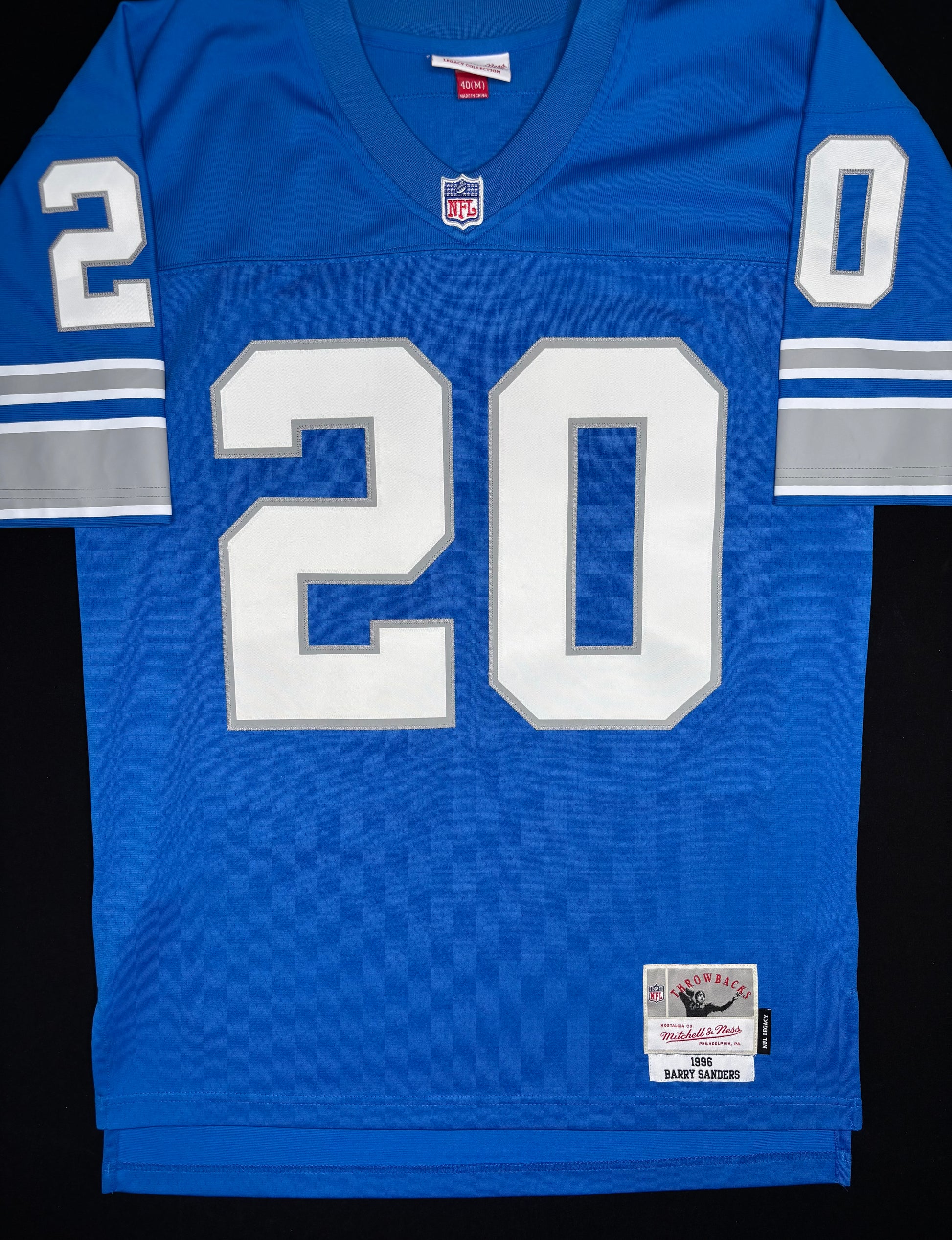 Detroit Lions Barry Sanders Mitchell & Ness Football Jersey Size: Medium
