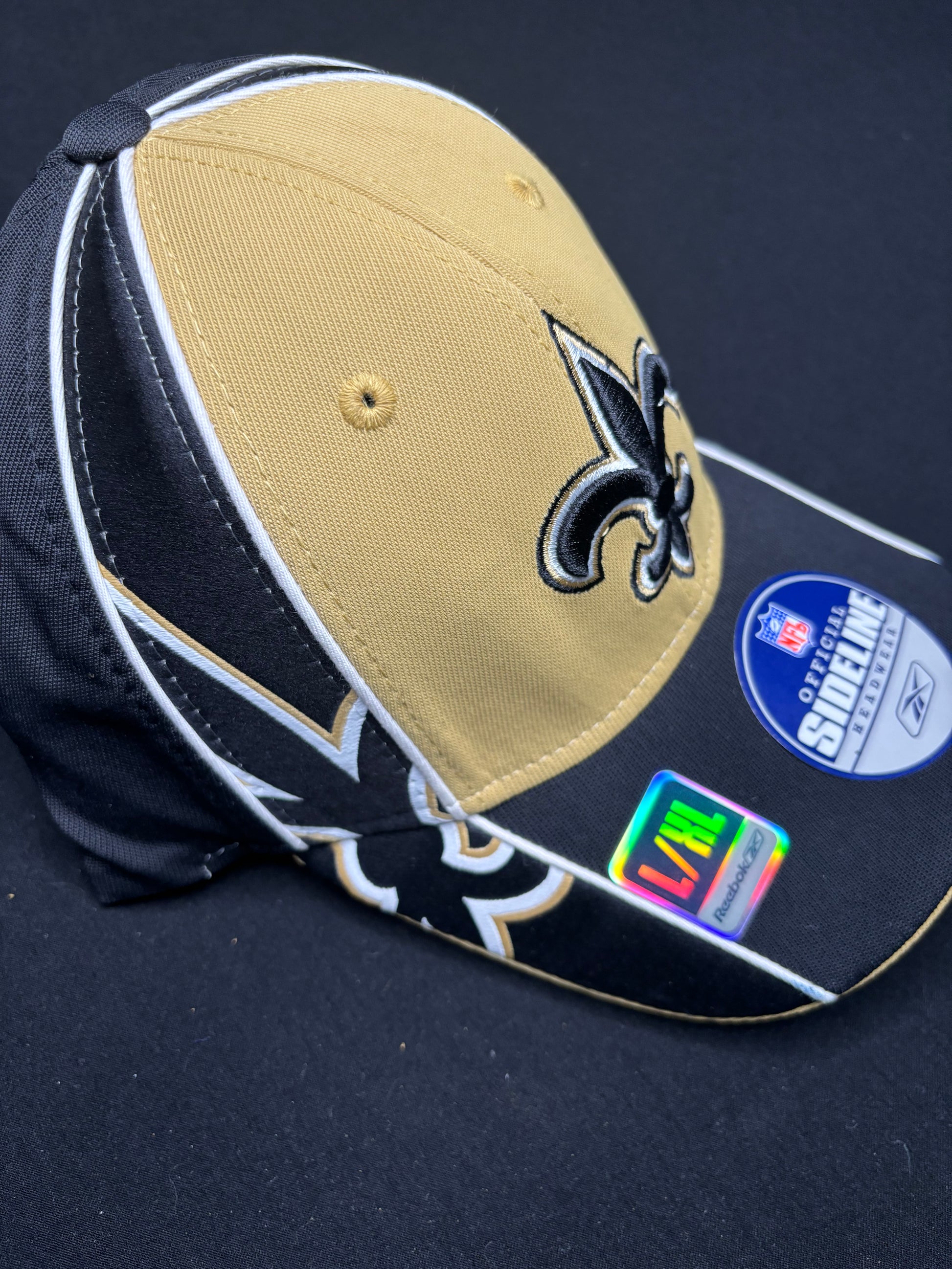 NWT New Orleans Saints Reebok Flex Fit Hat