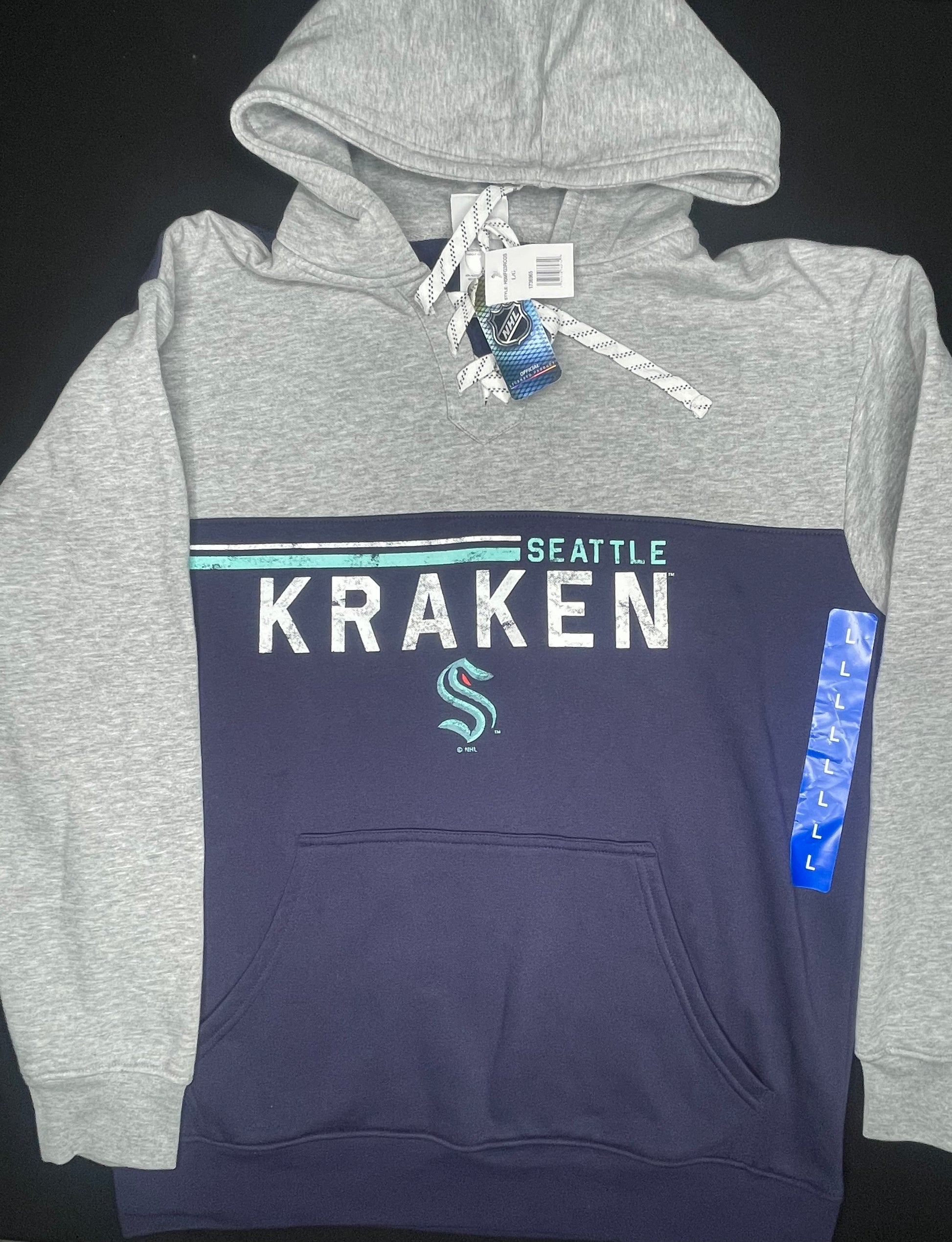 NWT Seattle Kraken Hoodie Size: Large