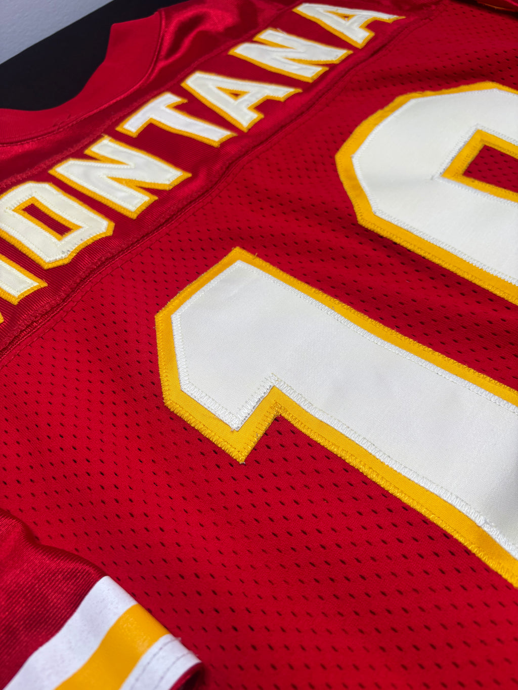 Kansas City Chiefs Joe Montana Wilson Pro Line Authentic W/ 35 Year Anniversary Patch Football Jersey Size: 48