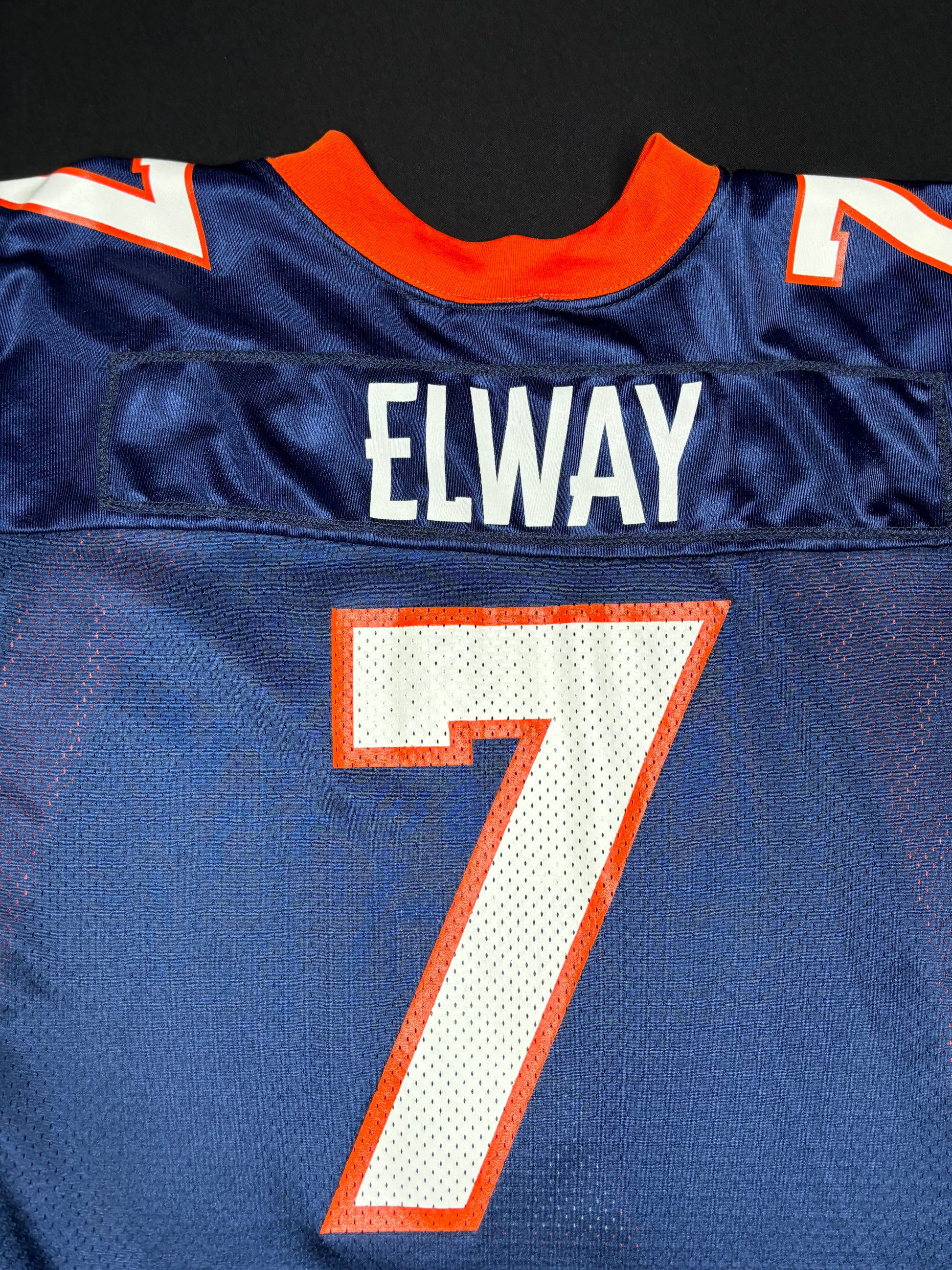 Vintage Denver Broncos John Elway Wilson Football Jersey Size: 46