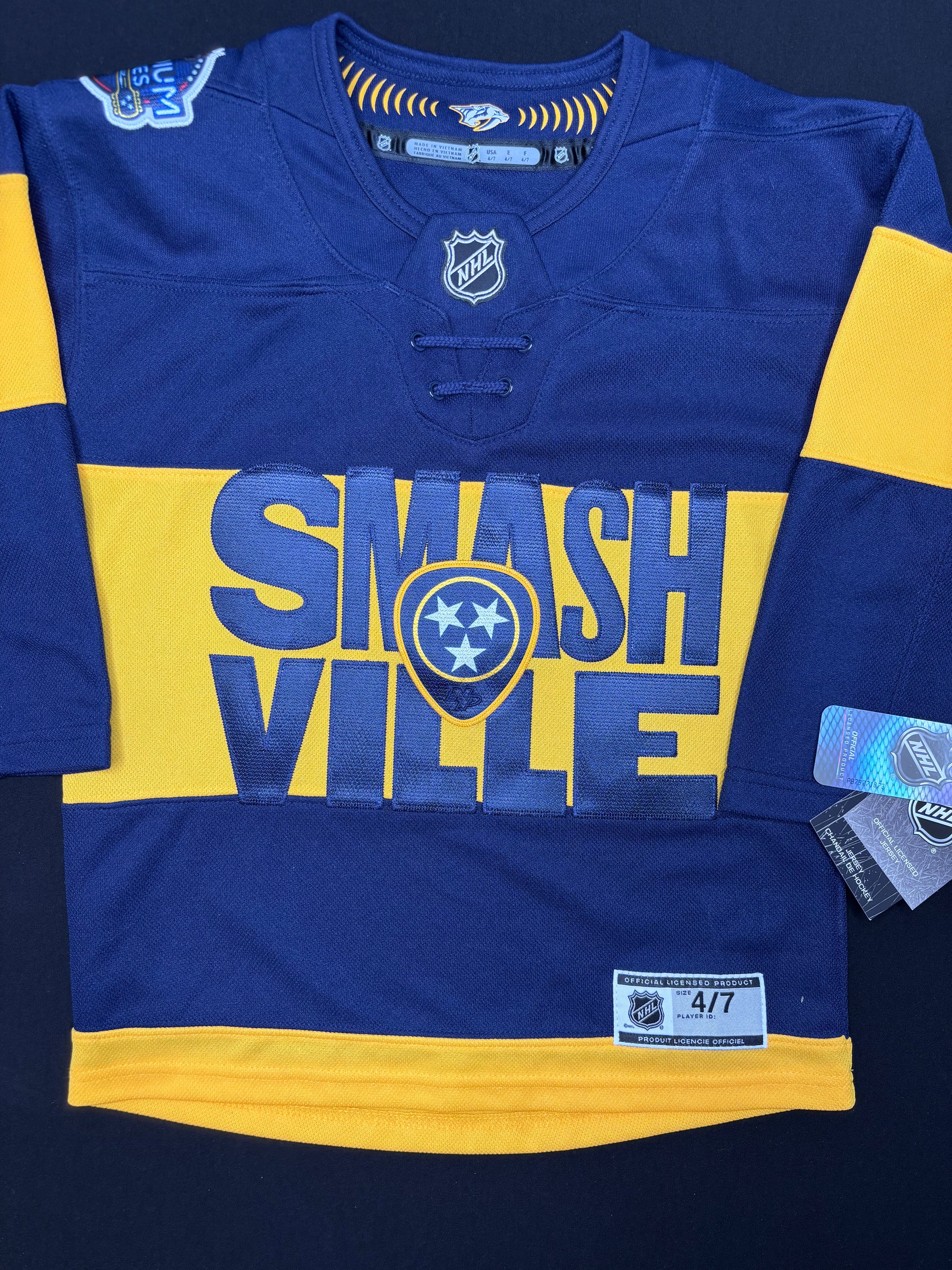 NWT Nashville Predators 2022 Stadium Series “SMASHVILLE” Hockey Jersey Size: Youth 4/7