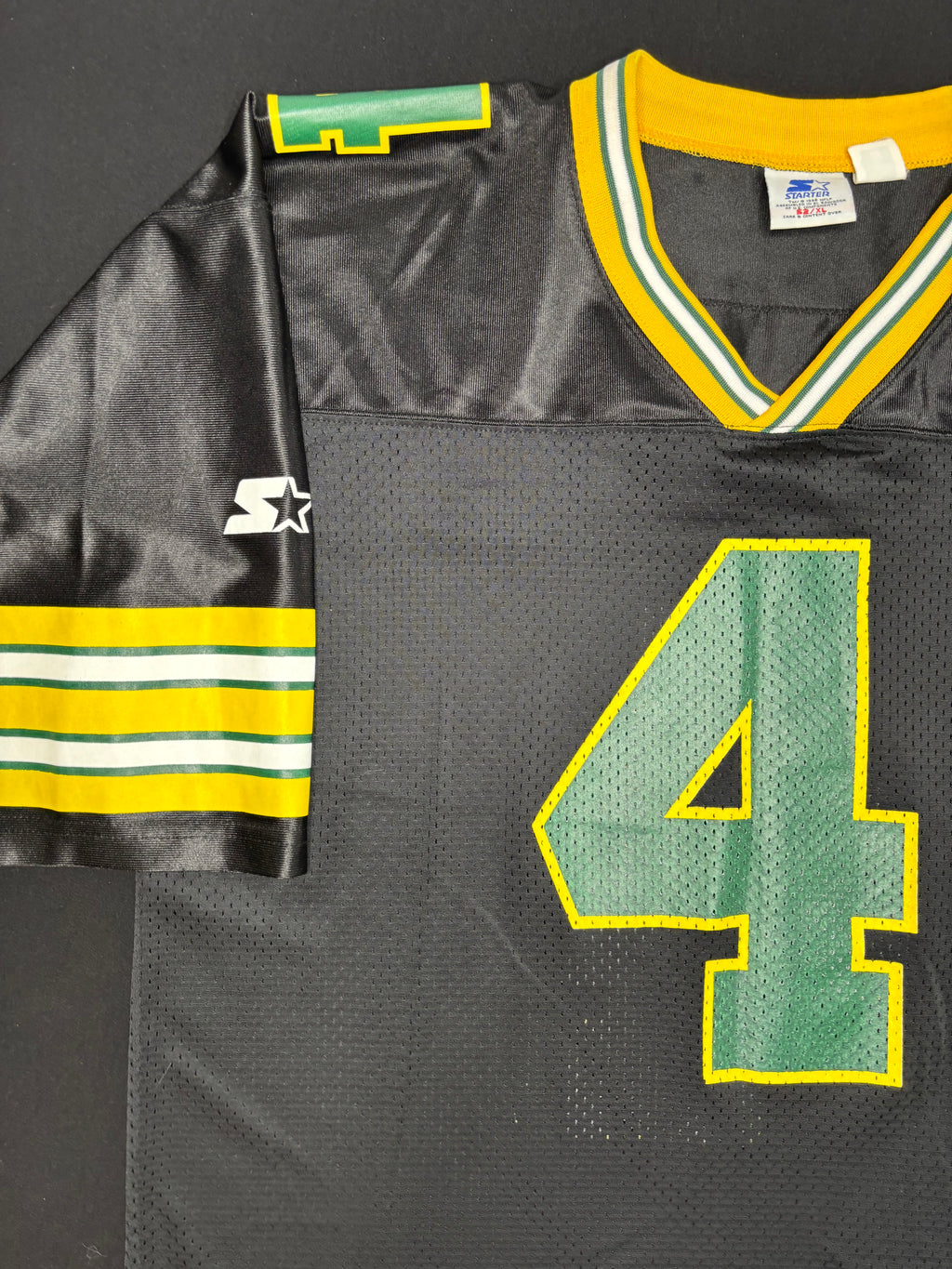 Vintage Green Bay Packers Brett Favre Alt Black Starter Football Jersey Size: 52