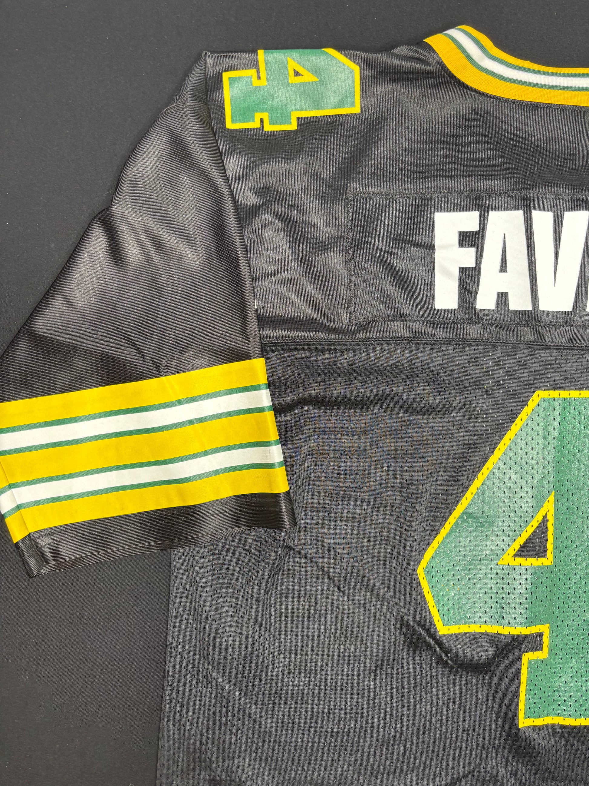 Vintage Green Bay Packers Brett Favre Alt Black Starter Football Jersey Size: 52