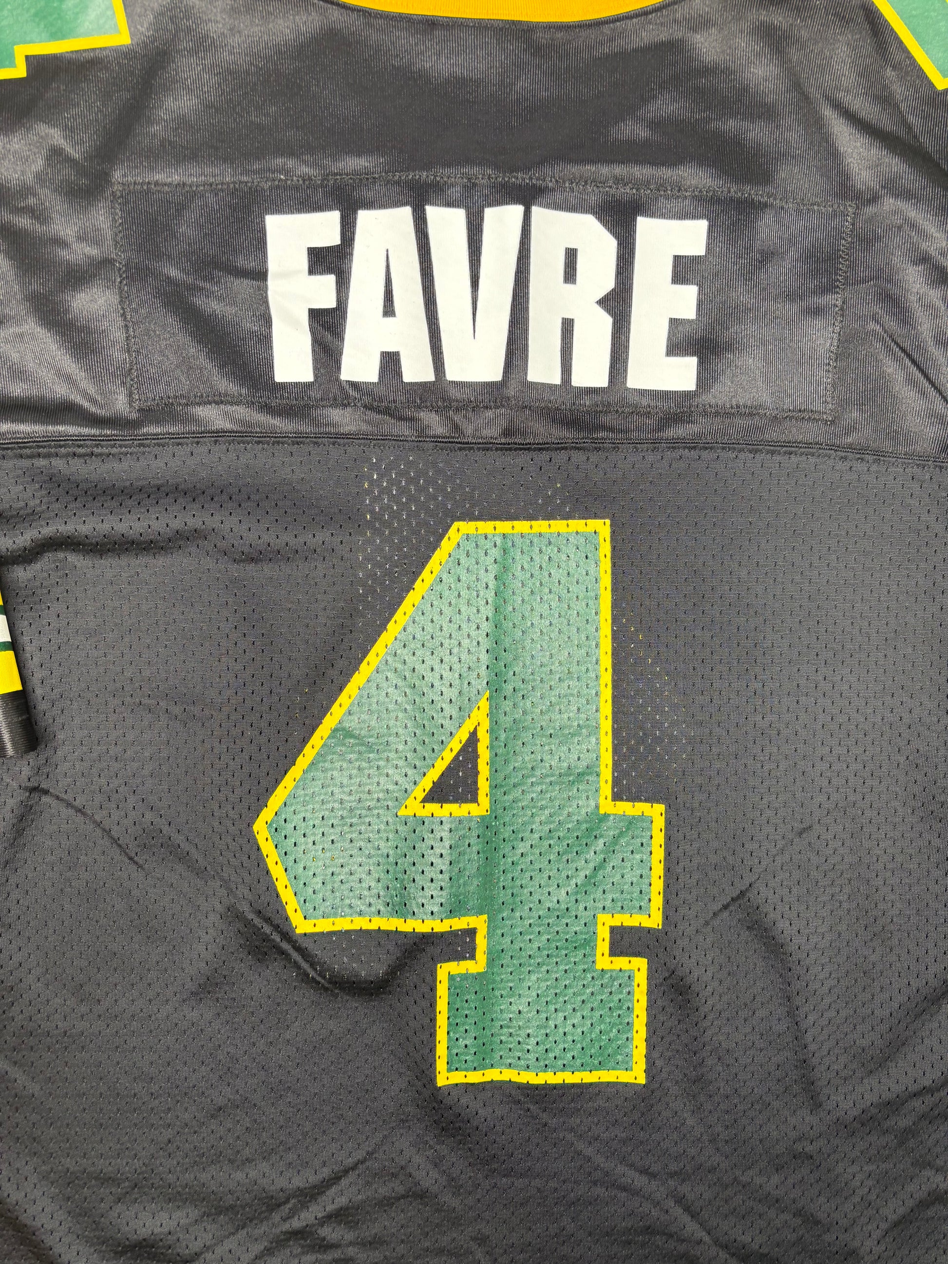 Vintage Green Bay Packers Brett Favre Alt Black Starter Football Jersey Size: 52