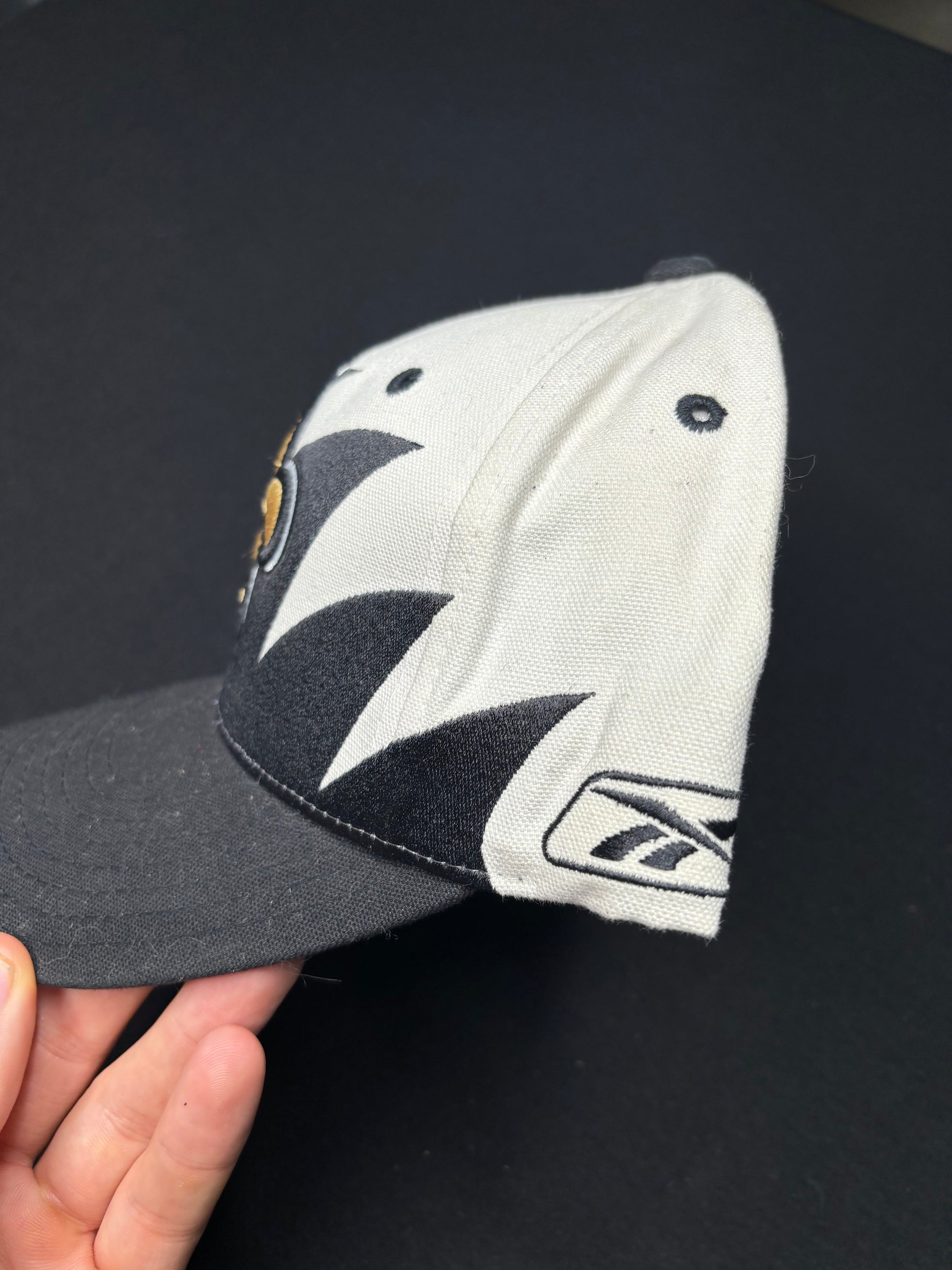 NWT Vintage New Orleans Saints Reebok SharkTooth Strapback Hat