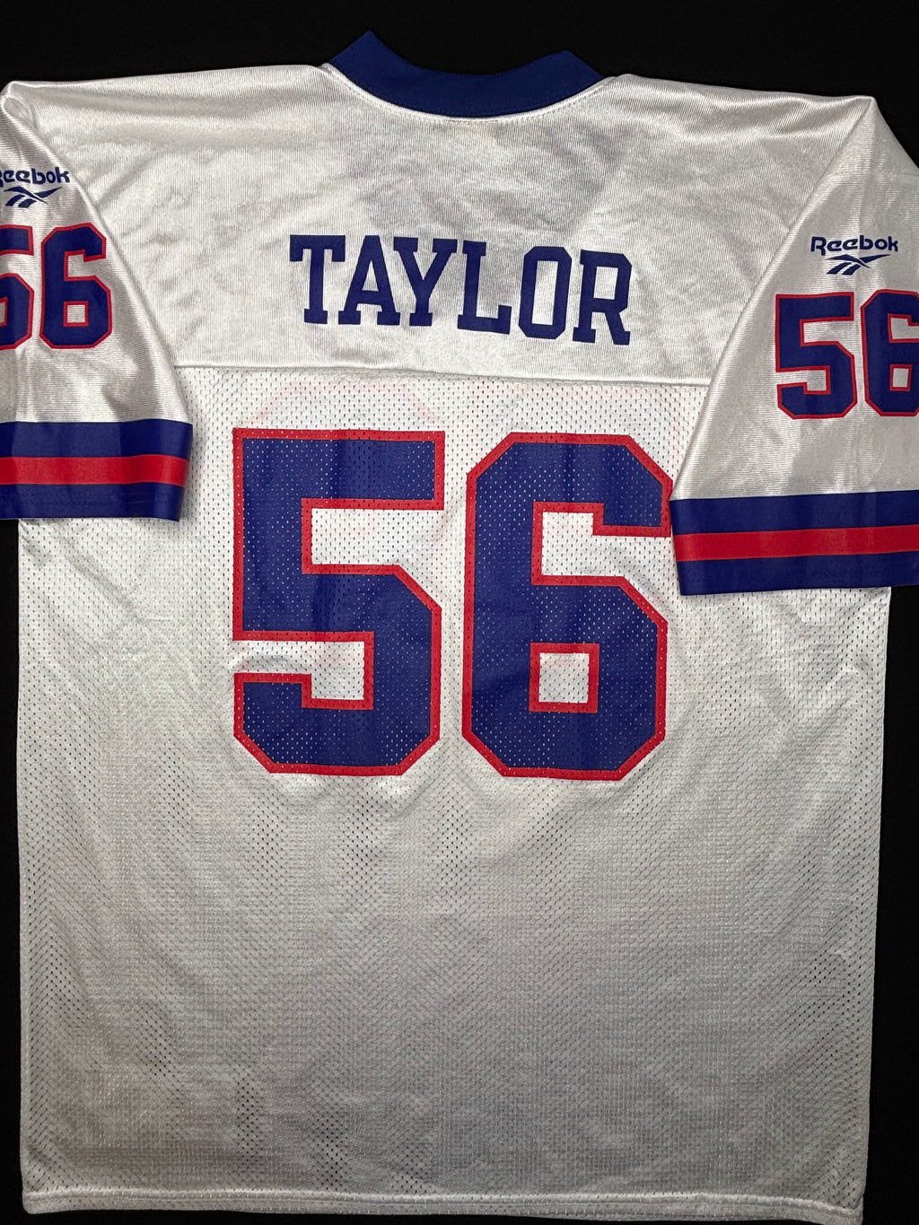 New York Giants Lawrence Taylor Reebok Throwback Football Jersey Size: XL