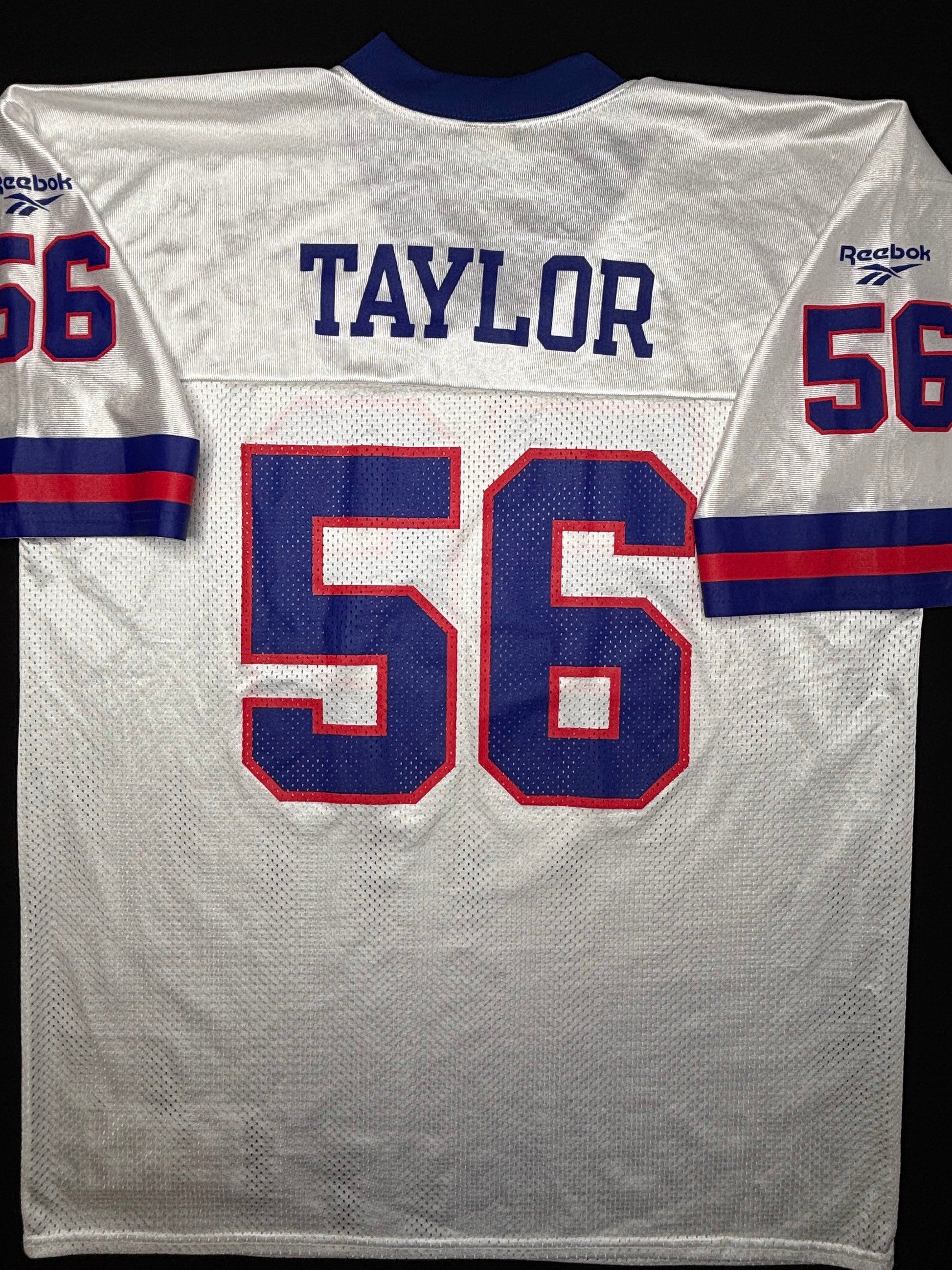 New York Giants Lawrence Taylor Reebok Throwback Football Jersey Size: XL