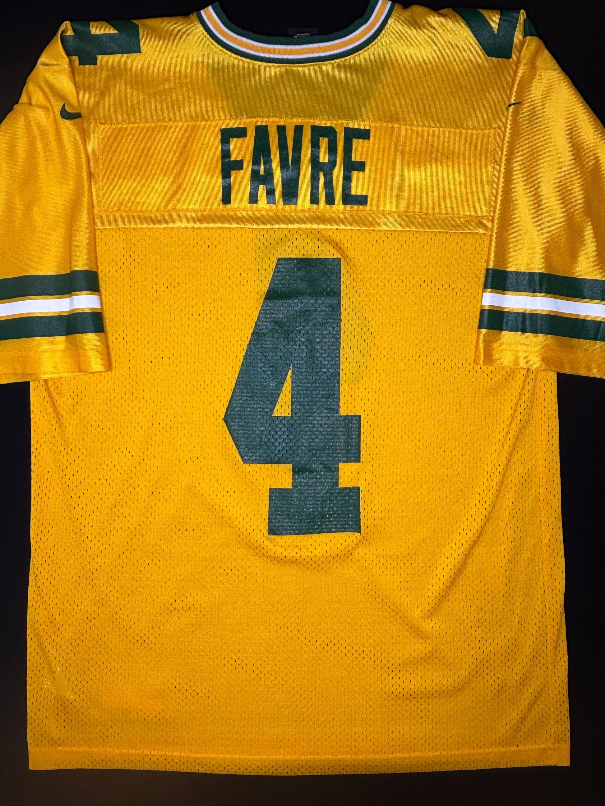 Green Bay Packers Brett Favre Nike Football Jersey Size: Large